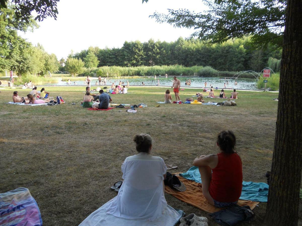 Gite Chez Marcel Et Bea La Chapelle-Saint-Sauveur  外观 照片